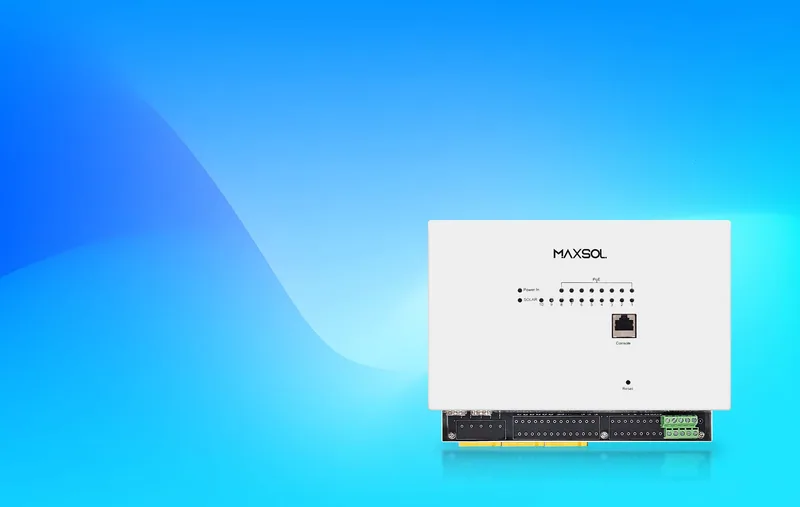 Autarke Solarbox mit industriellem PoE-Switch